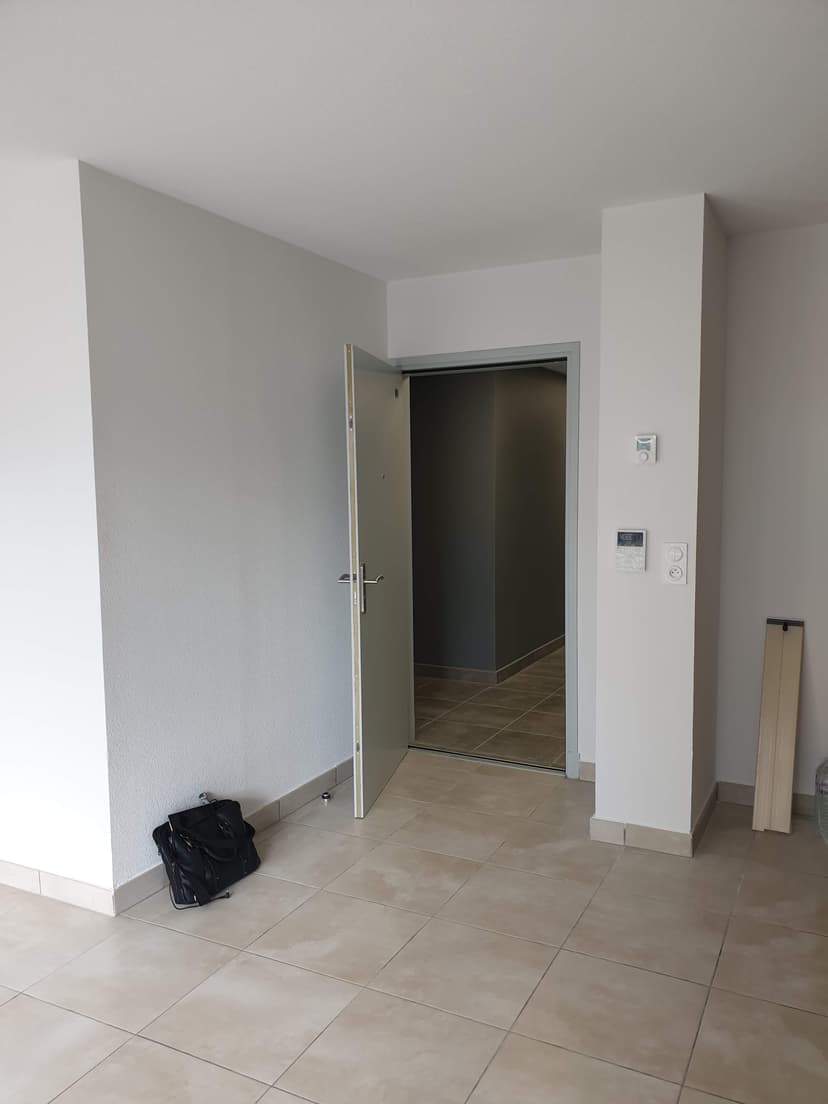 Aménagement et décoration d’un appartement neuf à Argelès-sur-Mer - Image avant 4