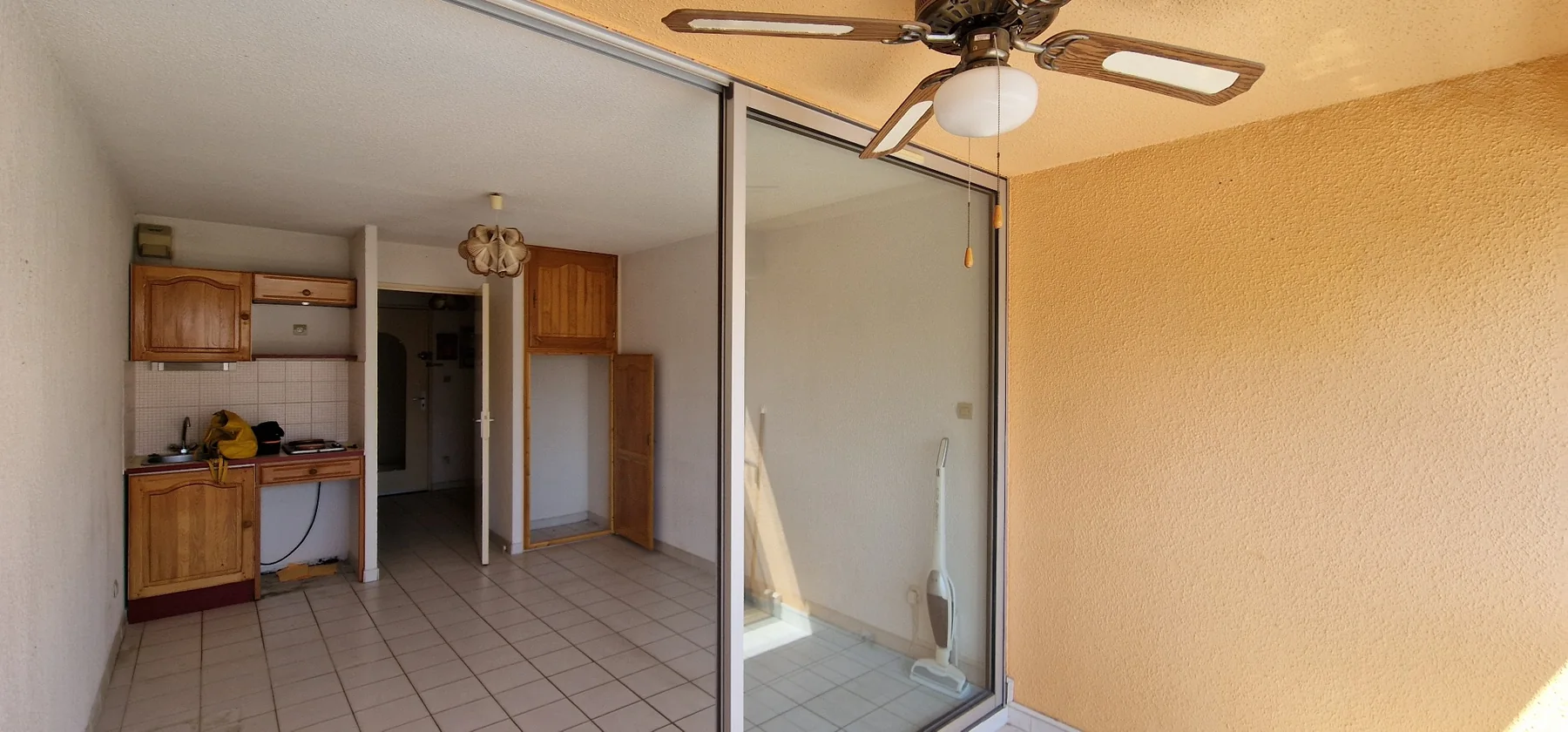 Studio cabine — avant (Pyrénées-Orientales (66))